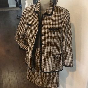 Carlisle suit with skirt